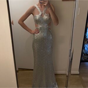 Camille La Vie prom dress